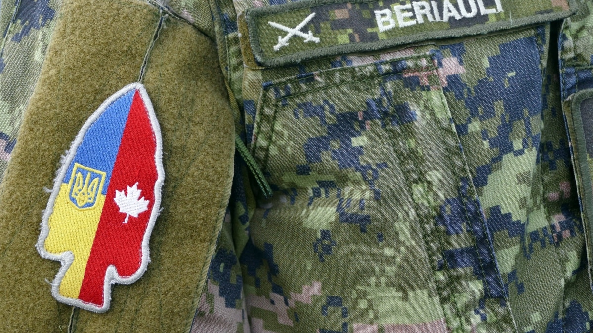 Канада планує посилити військову допомогу Україні