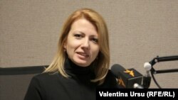 Arina Spătaru în studioul Europei Libere