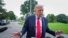 Президент США Дональд Трамп спілкується з пресою перед відльотом до Великої Британії, 16 вересня 2025 року