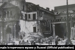 Зруйнований залізничний вокзал у Львові. Вересень 1939 року