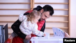 Архивна снимка от парламентарните избори през октомври 2024 г.