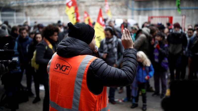 Nastavljen kolaps u Francuskoj zbog štrajkova