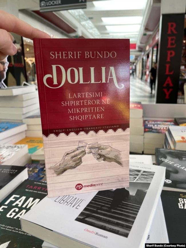 Libri i profesor Sherif Bundo për dollinë e shqiptarëve