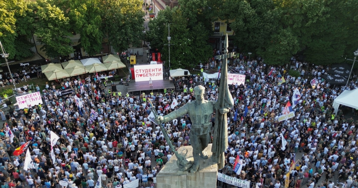 Kosova në qendër të protestës antiqeveritare në Kralevë të Serbisë