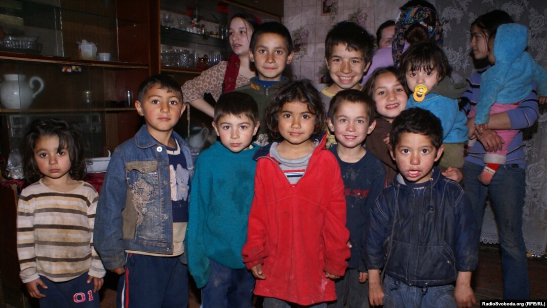 Romany family in Ukraine 
