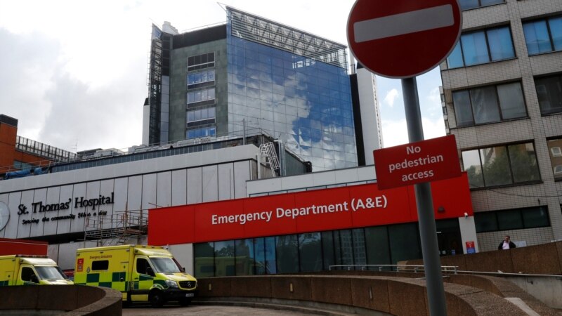 Британските болници преоптоварени, се одложуваат операции