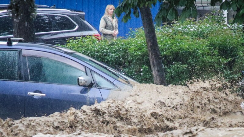 Более полутысячи жителей Ялты потеряли имущество из-за наводнения – власти