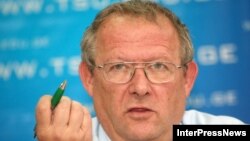 Адам Міхнік