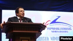 Armenia - Businessman Gagik Tsarukian addresses a congress of his Prosperous Armenia Party in Yerevan, 10Feb2017.
