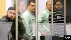 Дюсселдорфда суд қилинаëтган жиҳодчилар Германиядаги АҚШ объектларини портлатиш режасини тузганликда айбланмоқда.