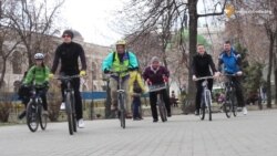 У столиці стартувала безкоштовна недільна велошкола