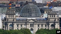 Здание рейхстага в Берлине. Май 2018 года.