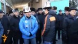 Экс-мэр Бишкека Тюлеев побывал на похоронах своего отца