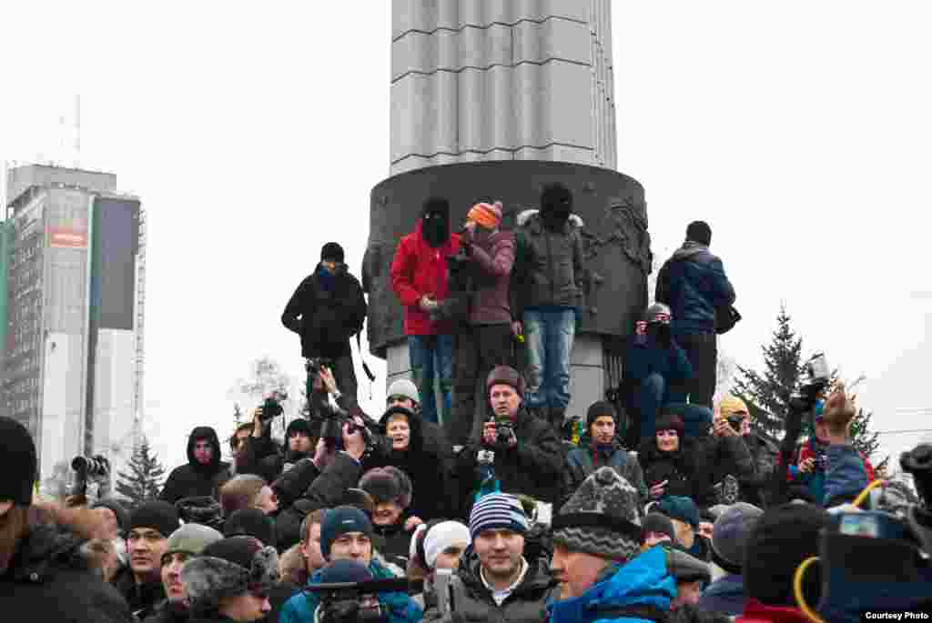 Russia -- A meeting (of who?) in Krasnoyarsk, 10Dec2011