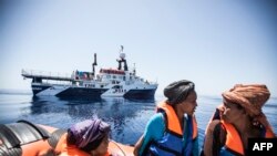 Операция по спасению нелегальных мигрантов в Средиземном море, 3 мая 2015