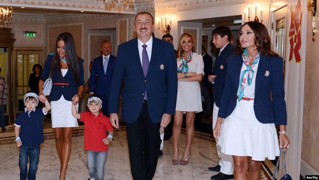 İfşaedici "Panama sənədlərində" Əliyevlər ailəsi üzvlərinin də adları var