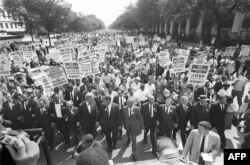 Dr. King (treći slijeva) u Maršu za Vašington, 1963.