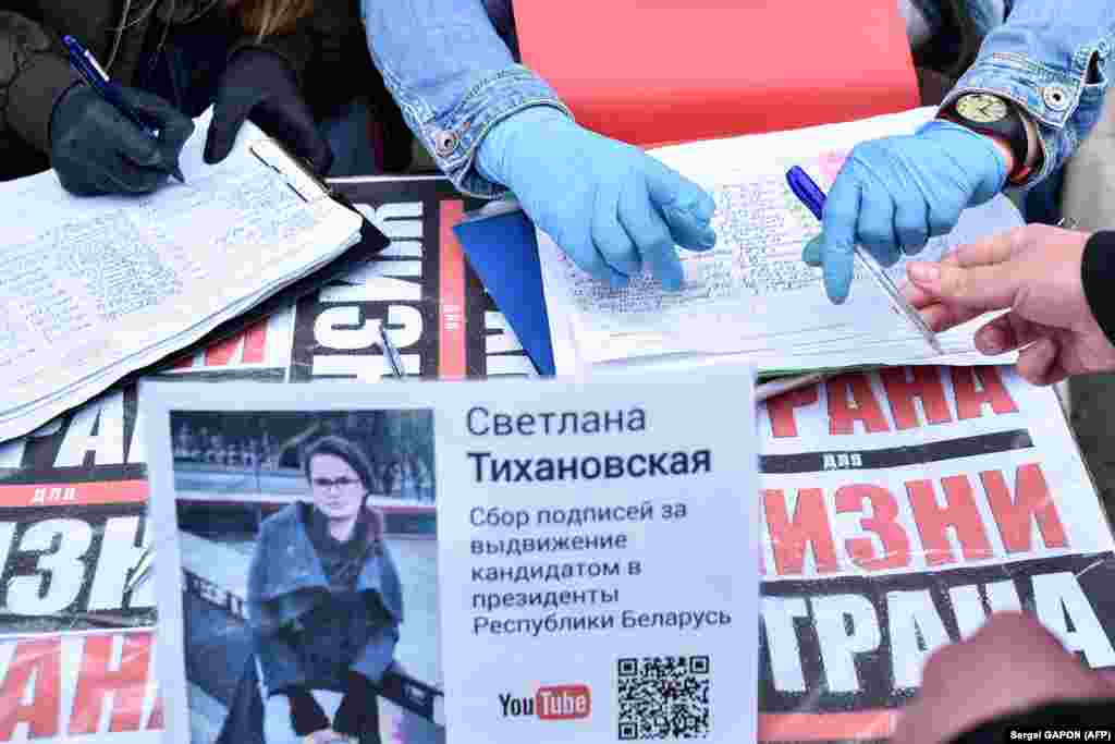 Women collect signatures for alternative candidates in Minsk, ahead of Belarus&rsquo;s presidential election in August. &nbsp;
