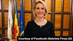 Gabriela Firea, în biroul de la Primăria Capitalei