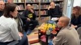 Lithuania - Svyatlana Tsikhanouskaya meets freed prisoners, including Syarhey Tsikhanouski and former RFE/RL journalist Ihar Karnei 