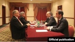 Armenia - Herbert Salber (F from L), the EU’s special representative for the South Caucasus, meets with Karen Mirzoyan, Nagorno Karabakh's foreign minister, in Yerevan,10Feb2015