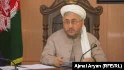 عبدالله قرلق، والی تخار