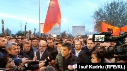 Në Shkup protestohet kundër Kryqit