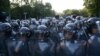 Полиция разогнала сидячую акцию протеста в Ереване
