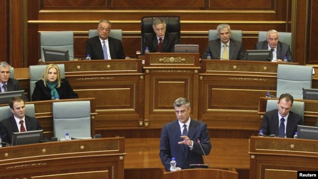 Ish kryeministri Hashim Thaçi, nëntor 2010.