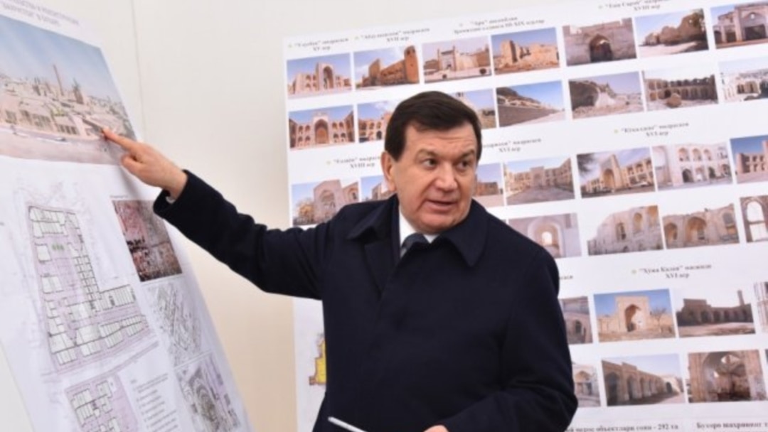 Hammom saunasida porno jinsiy aloqa