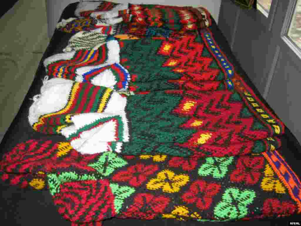 Мӯди нав: Ҷӯроби бадахшӣ #33