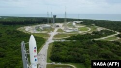 Atlas V raketi