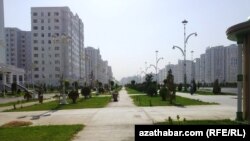 Aşgabadyň "10 ýyl abadançylyk" şaýolynyň ugry