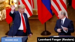 Fostul președinte Donald Trump nu este un susținător al Alianței Nord-Atlantice, iar declarațiile sale îngrijorează Europa. În imagine: Donald Trump și președintele rus Vladimir Putin într-o conferință de presă comună la Helsinki, Finlanda, 16 iulie 2018.