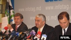 Mihai Ghimpu, Serafim Urechean, Vlad Filat