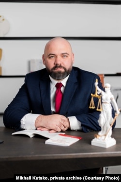 Зараз Куцко мае фрыдычную фірму ў Варшаве. Займаецца кансультацыямі тых, хто хоча легалізавацца ў Польшчы.
