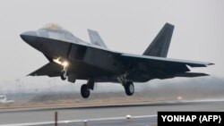 F-22 kysymly söweş uçary