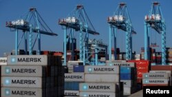 Испаниядагы портто товар салынган контейнерлер. 31-май, 2018-жыл.