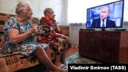 The most notable part of Russian President Vladimir Putin's proposed dilution of controversial pension-reform legislation was an offer to reduce a planned increase in the retirement age for women, who are a key electoral demographic. (file photo)