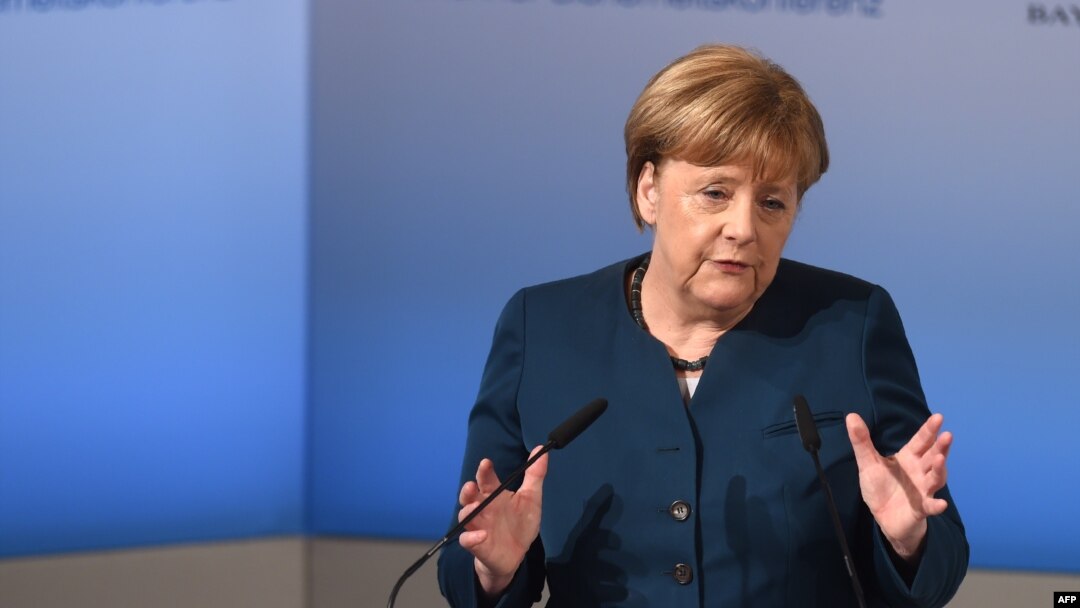 "Ne mogu se ozbiljno komentarisati takve neprimerene izjave", rekla je Merkel
