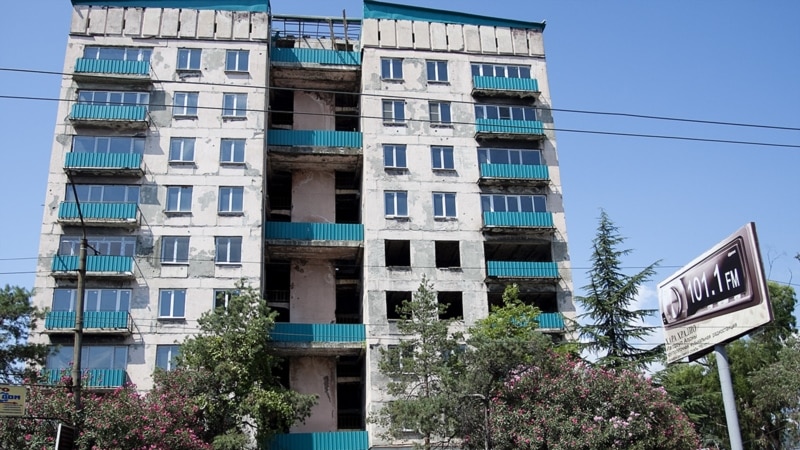 Абхазская неделя: деловой форум, «Спутник» и недвижимость, почта Суркова