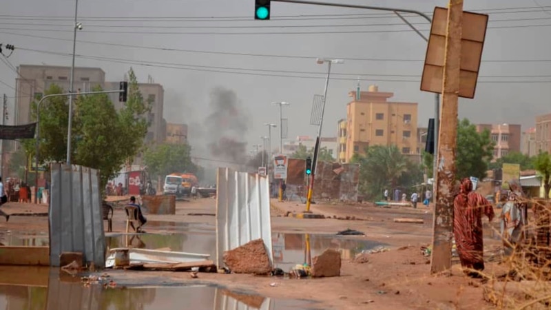 Десетици убиени во насилство против демонстранти во Судан 