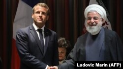 Presidenti francez, Emmanuel Macron dhe ai iranian, Hassan Rouhani, gjatë një takimi më 23 shtator 2019. 