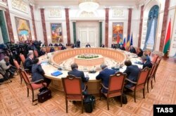 La reuniunea de la Minsk