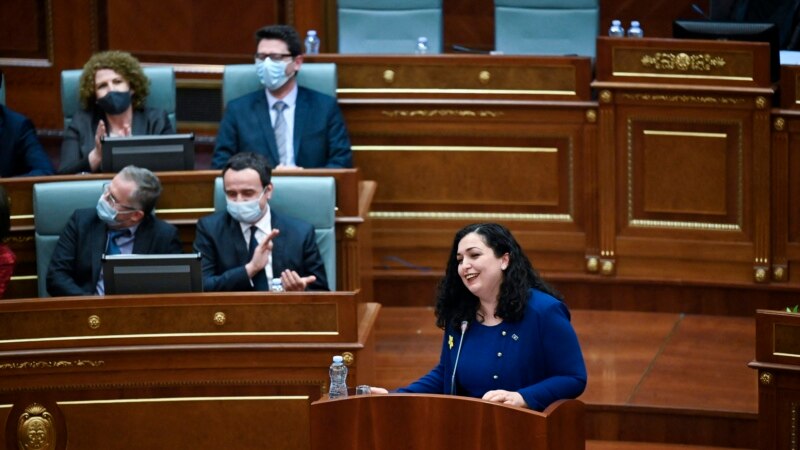 Косово парламенти Османи айымды президент кылып шайлады