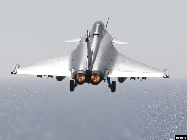 Avion luftarak "Rafale"