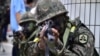 Южнокорейский солдат на совместных учениях с американскими военными