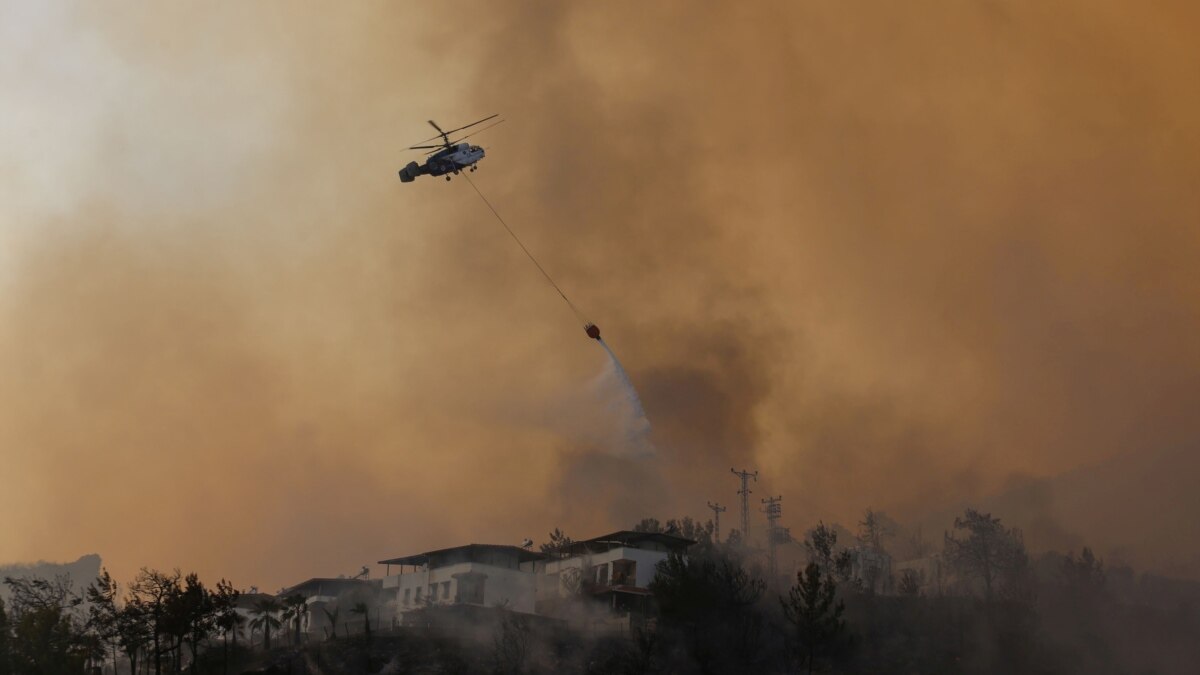 ۸ کشته در پی سقوط هواپیمای اطفای حریق روسی در ترکیه - Vimarsana News