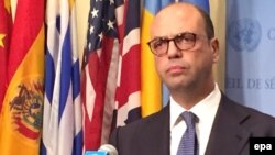 Իտալիայի ԱԳ նախարար Անգելինո Ալֆանո, արխիվ