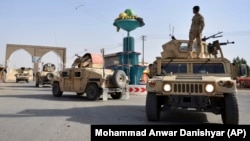 Personeli i sigurisë së Afganistanit në provinn Ghazni.